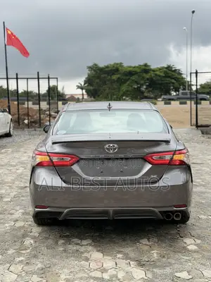Toyota Camry SE (2.5L 4cyl 8A) 2019 Black