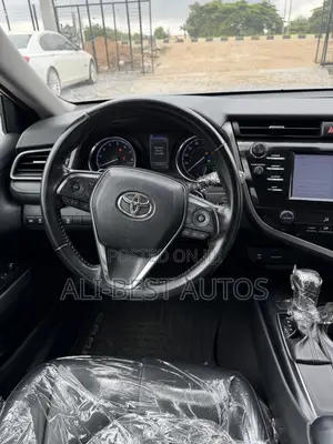 Toyota Camry SE (2.5L 4cyl 8A) 2019 Black