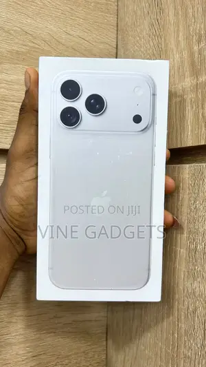New Apple iPhone 18 Pro Max 512 GB Silver