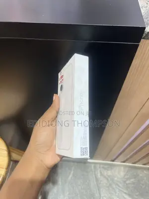 New Apple iPhone 17 512 GB White