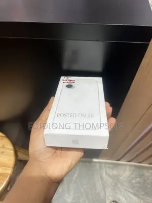 New Apple iPhone 17 512 GB White