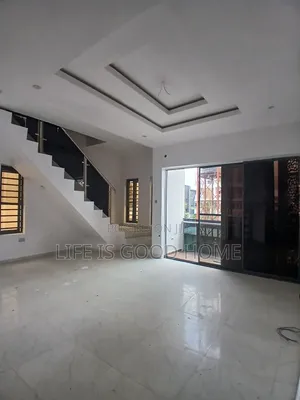 3bdrm Duplex in Llc Estate, Chevron for rent