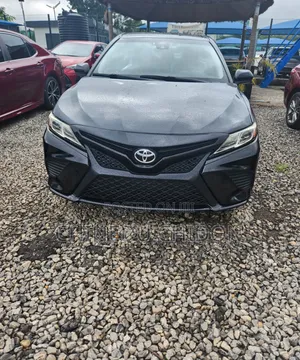 Toyota Camry 2018 Black