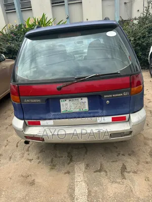 Mitsubishi SpaceWagon Automatic 1999