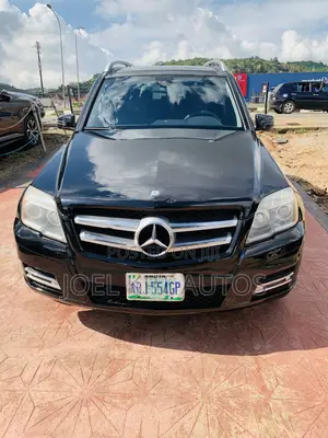 Mercedes-Benz GLK-Class 2010 Black