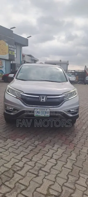 Honda CR-V 2015 Red