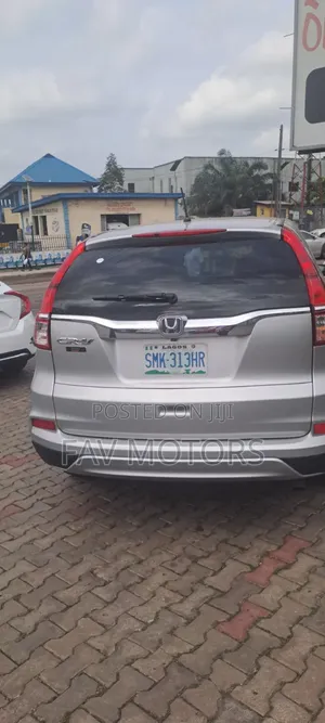 Honda CR-V 2015 Red