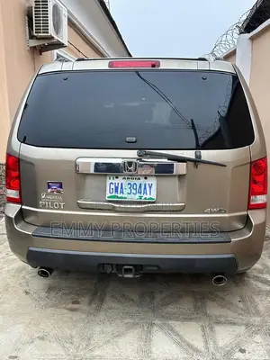 Honda Pilot 2010 Gold