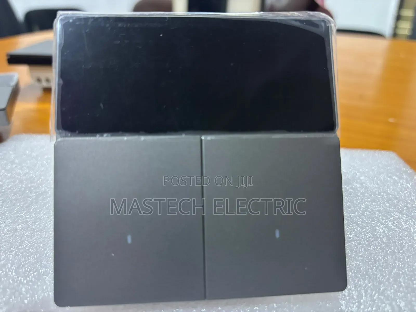 Smart Switches With Screen