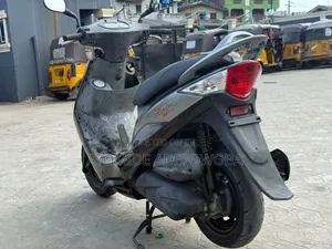 Kymco 2020 White