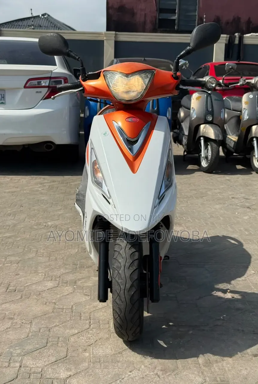 Kymco 2020 White