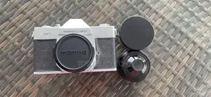 Vintage Mamiya/Sekor 528TL 35mm Film Camera + 2 Extra Lenses + Film
