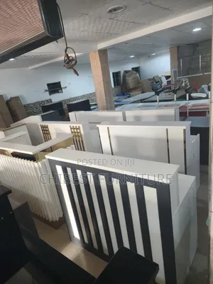 Imported Receptionist Office Tables Available in Different Designs