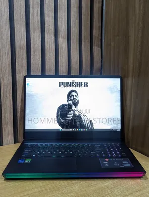 Laptop MSI Raider GE76 12UGS 16GB Intel Core i7 SSD 1T