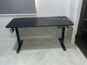 Quality Electric Adjustable Gaming Desk 1.6m