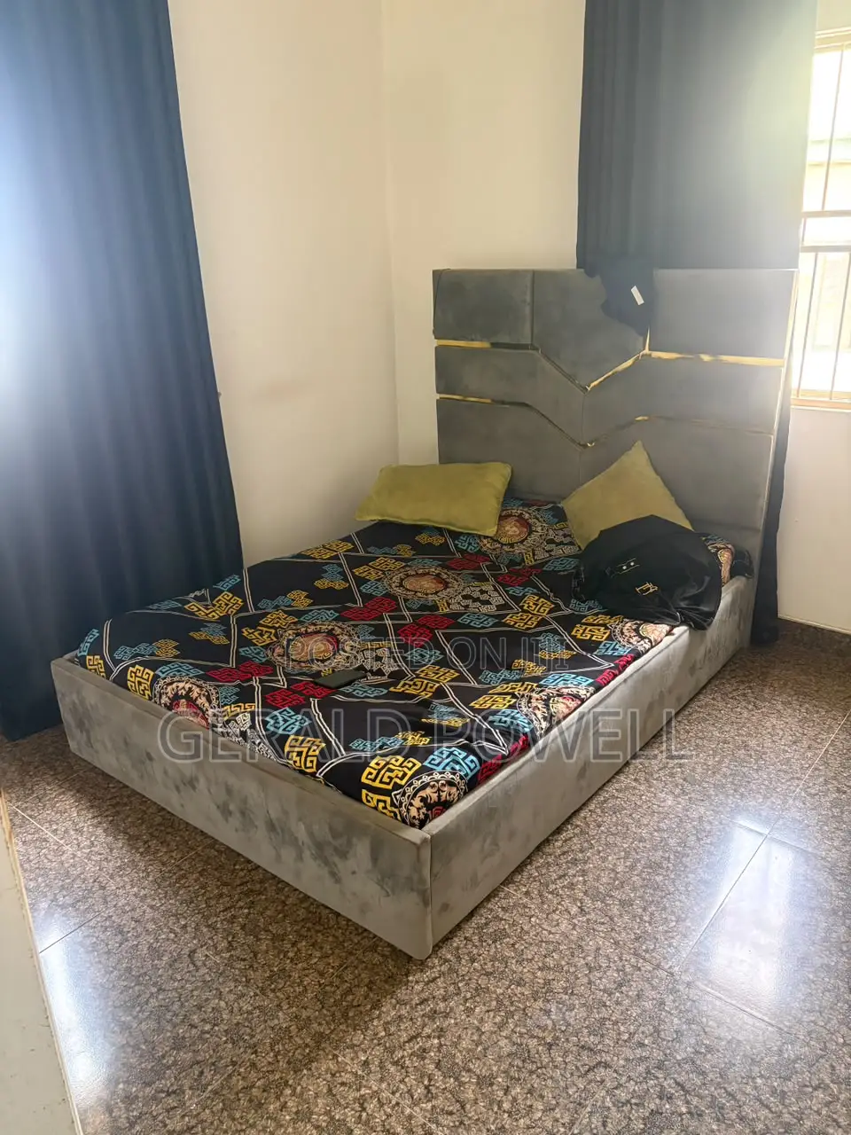 Silver 4x6 Bed Frame