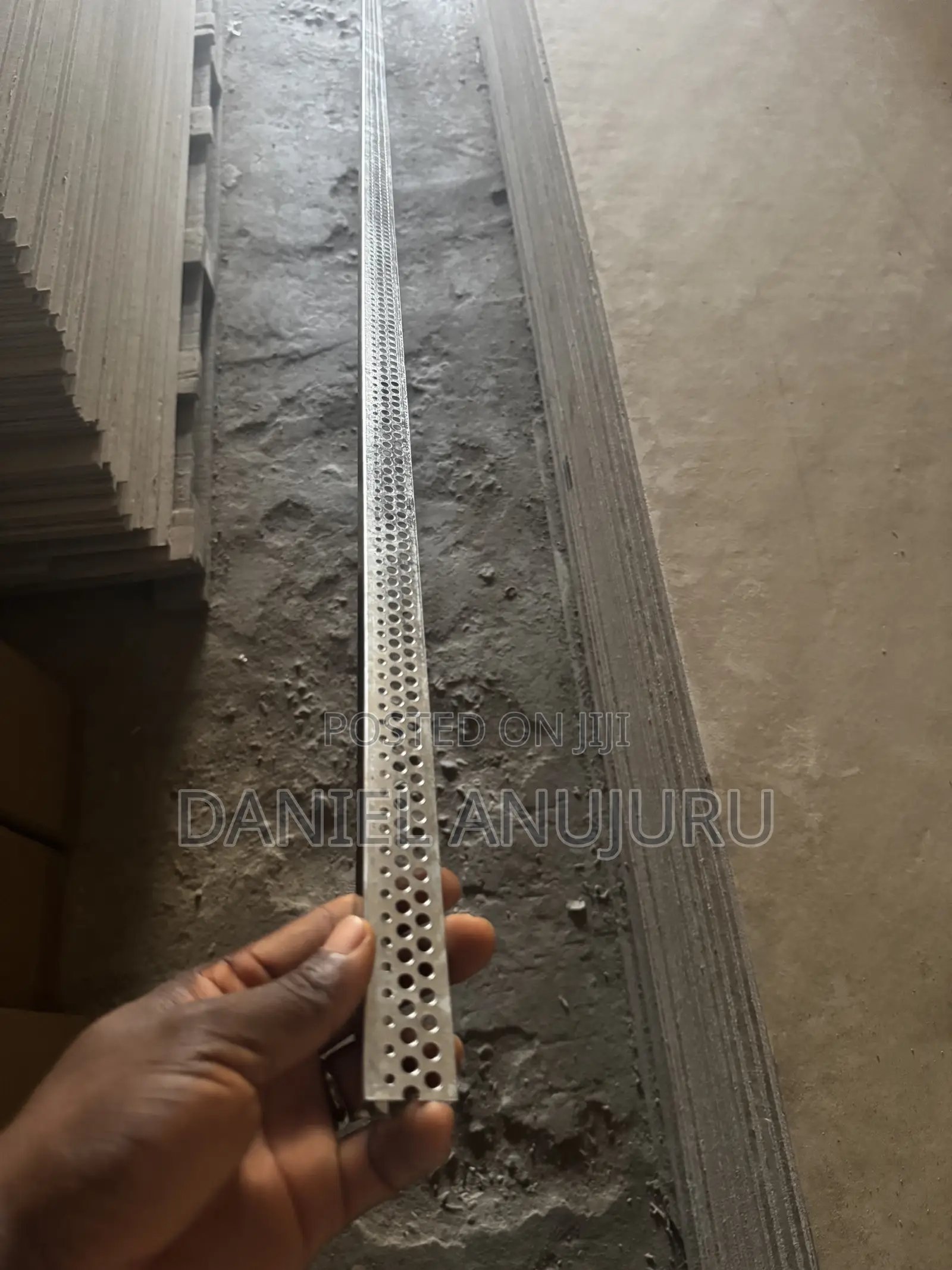 Edge Trtim Cap Bead