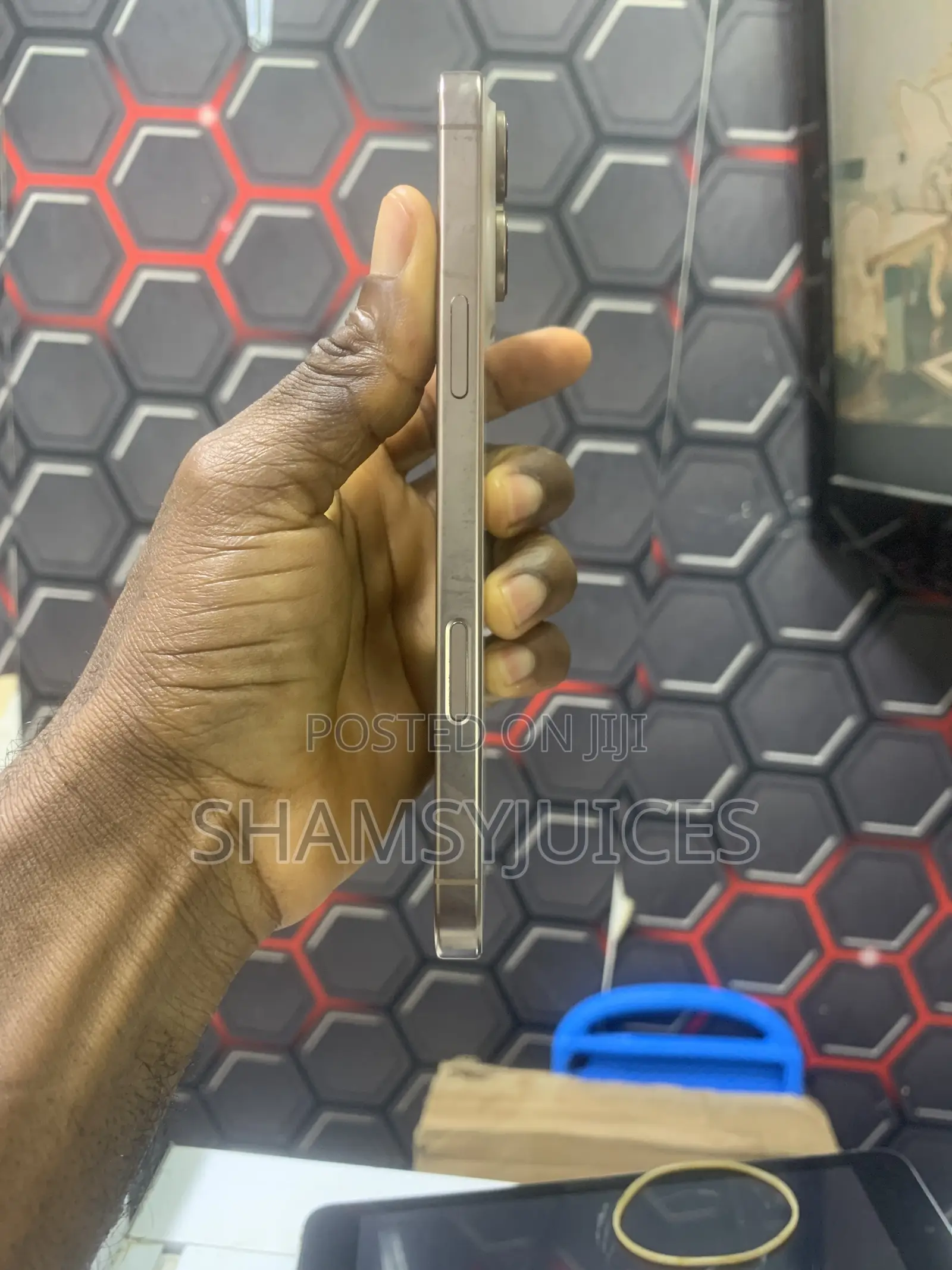 Apple iPhone 16 Pro Max 256 GB Gold