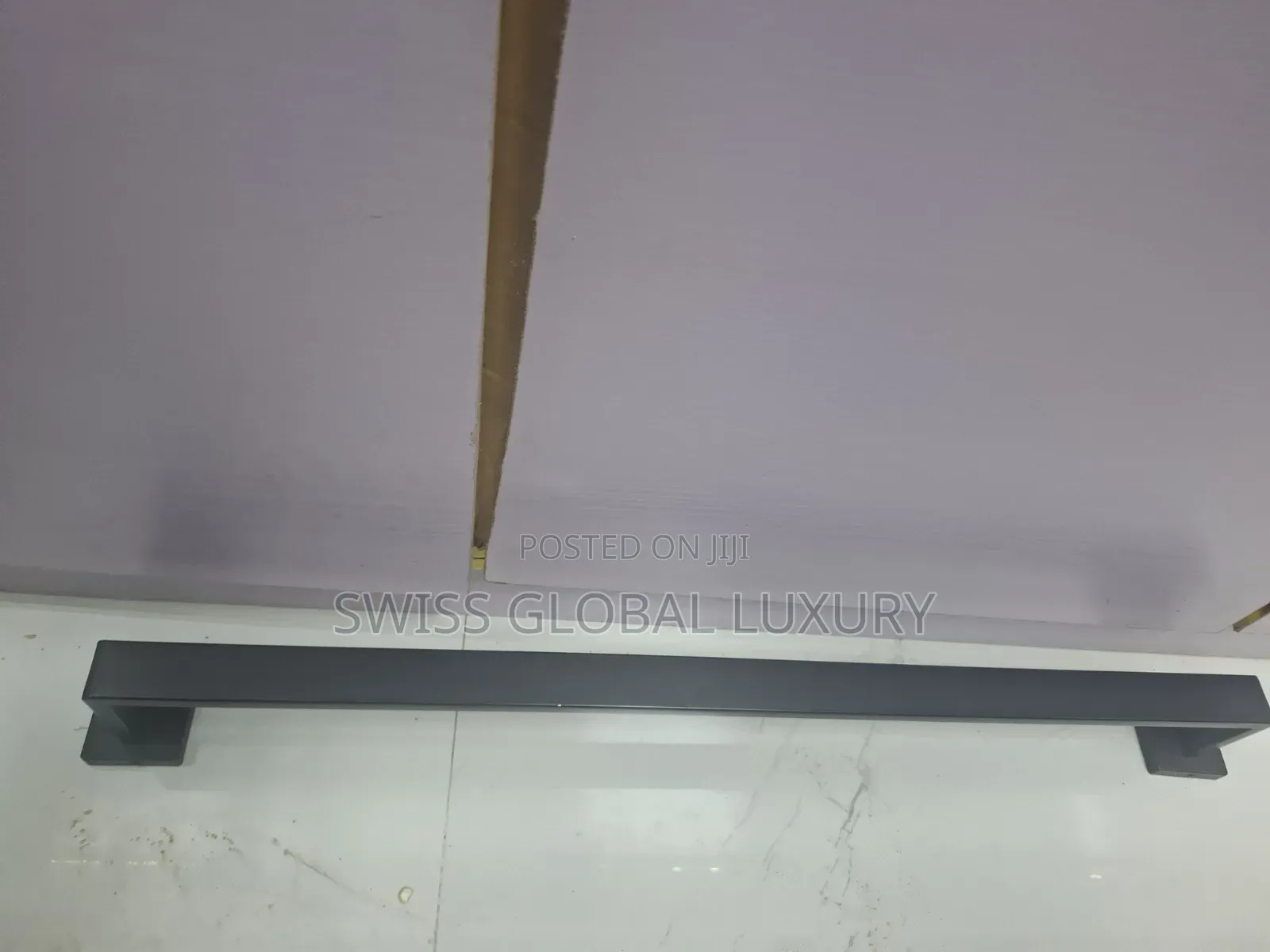 Quality 60cm Single Towel Holder
