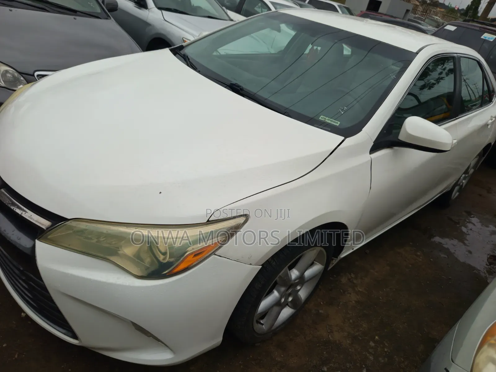Toyota Camry 2016 White