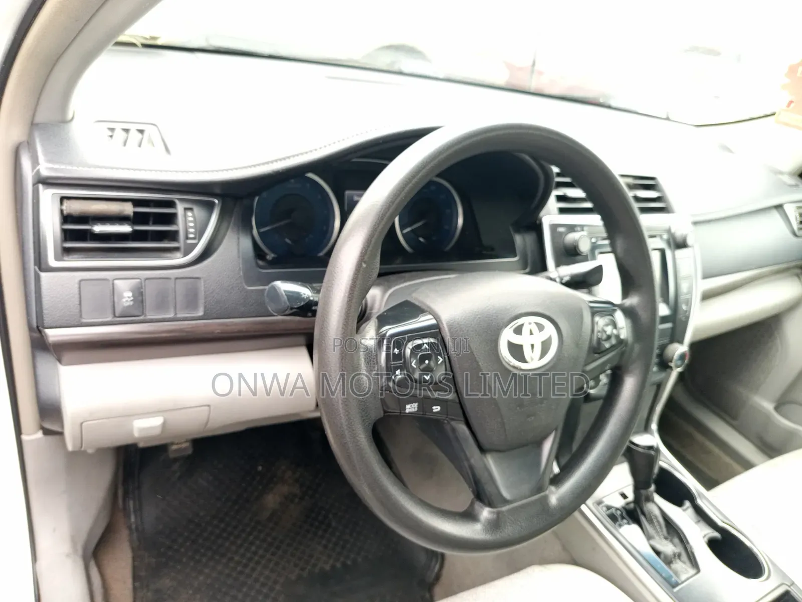 Toyota Camry 2016 White