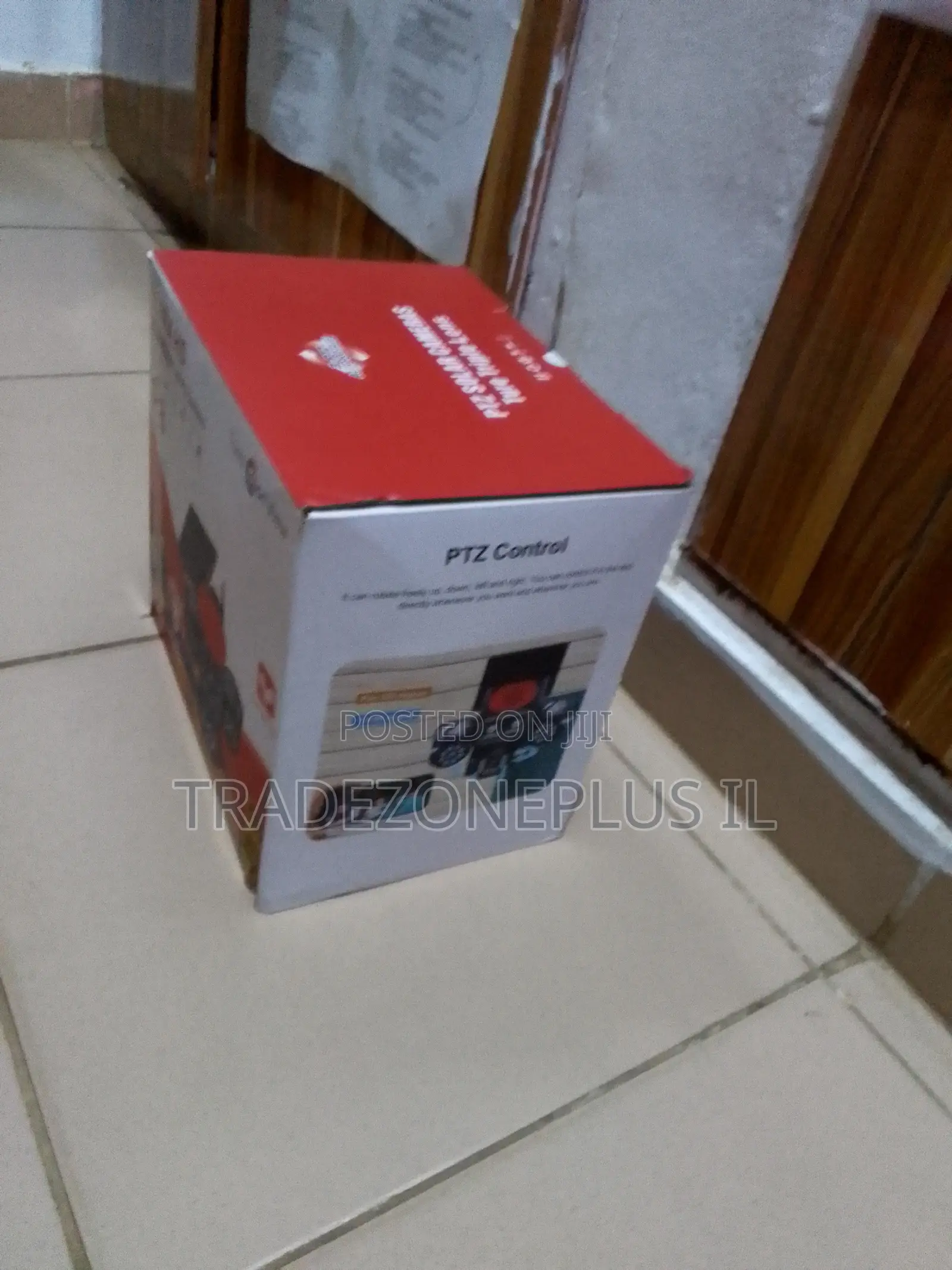 Ultra HD Solar PTZ Camera for Home Protection
