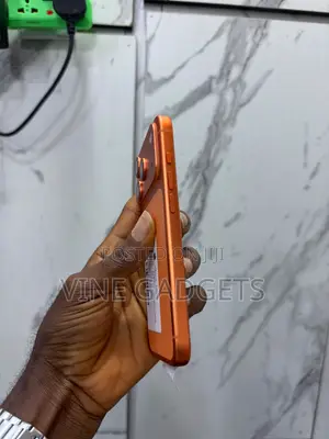 New Apple iPhone 17 Pro 512 GB Orange