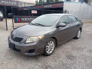 Toyota Corolla 2009 Gray