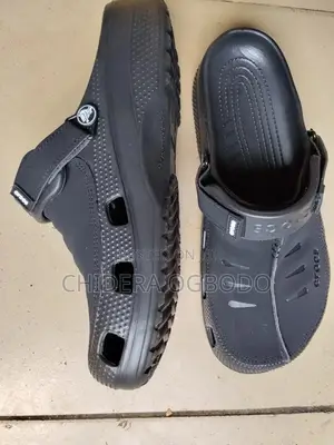 Hermes Crocs