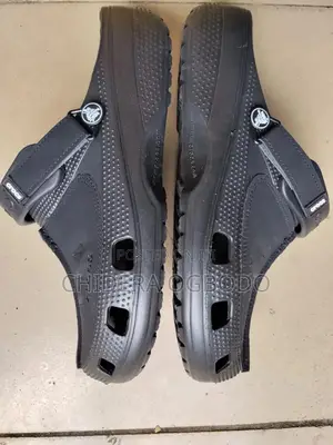 Hermes Crocs