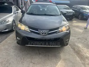 Toyota RAV4 2015 Gray