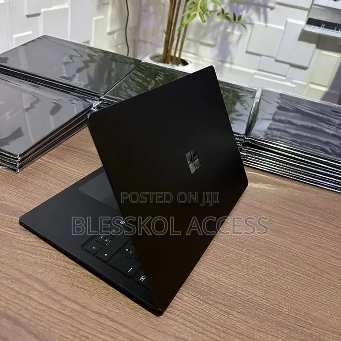 Laptop Microsoft Surface Laptop 4 8GB Intel Core i5 SSD 512GB