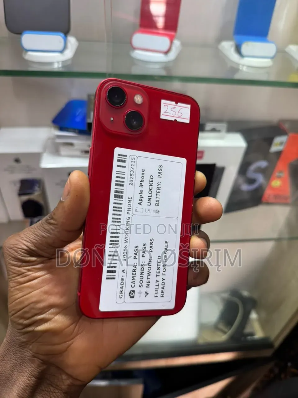 Apple iPhone 13 256 GB Red