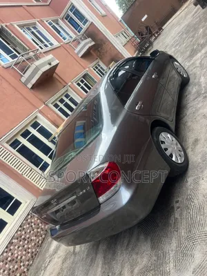 Toyota Camry LE 4dr Sedan (2.4L 4cyl 4A) 2004 Gray