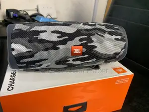 Brand New JBL Charge 4 Speaker