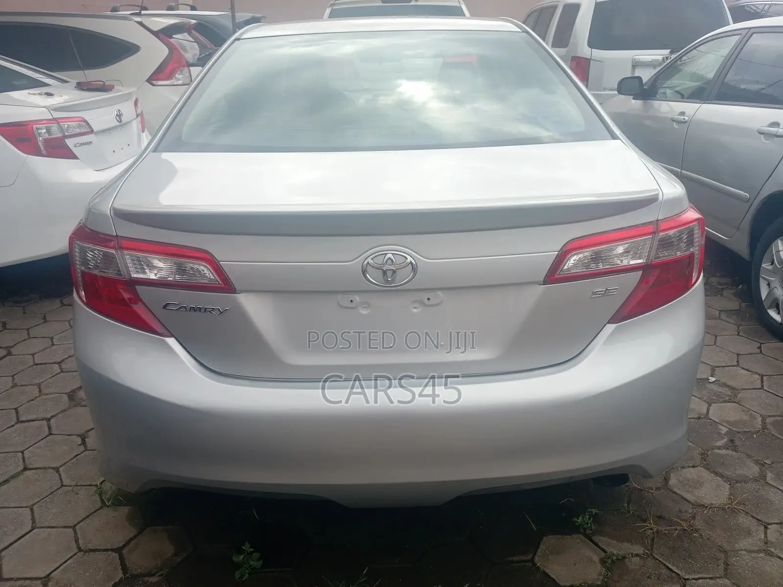 Toyota Camry 2012 Silver