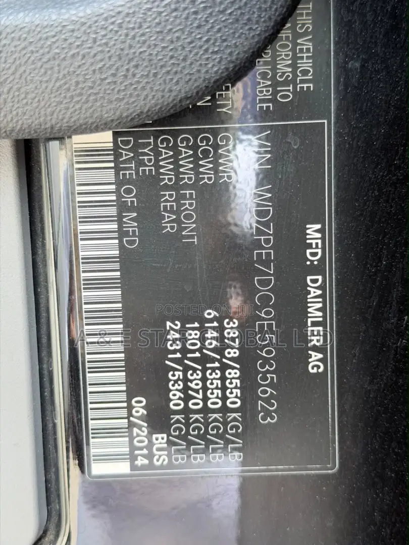 Mercedes-Benz Sprinter 2015 Black