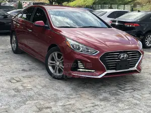 Hyundai Sonata 2018 Red