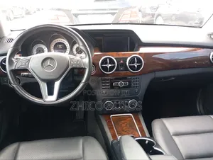 Mercedes-Benz GLK-Class Base GLK 350 4dr 4x2 (3.5L 6cyl 7A) 2015 Silver