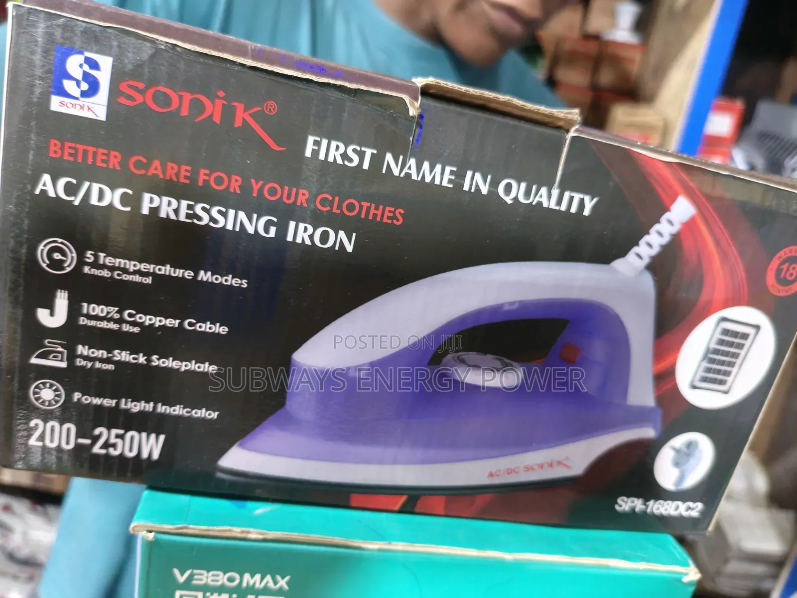 AC/DC Solar Pressing Iron