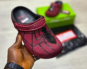 Original Spiderman Marvel Crocs - Black Red Edition - Theclogsplug