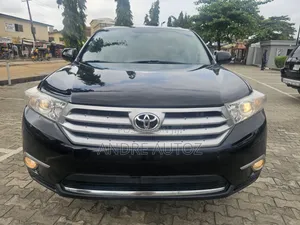 Toyota Highlander 2013 Black