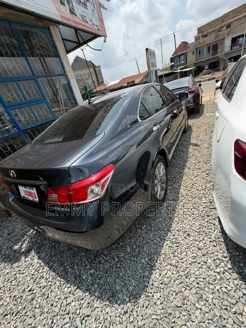Lexus ES 350 2011 Gray