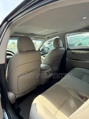Lexus ES 350 2011 Gray