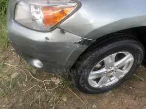 Toyota RAV4 2007 Green