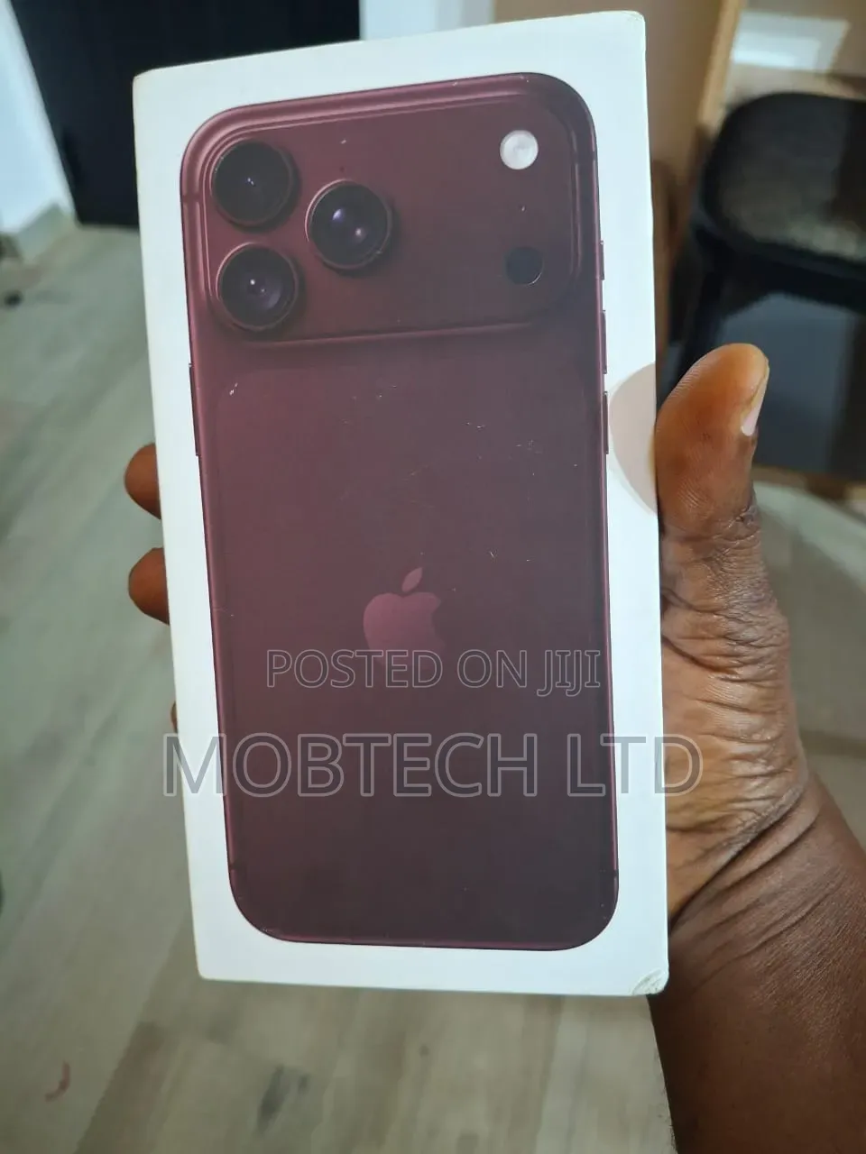 New Apple iPhone 18 Pro 256 GB Red
