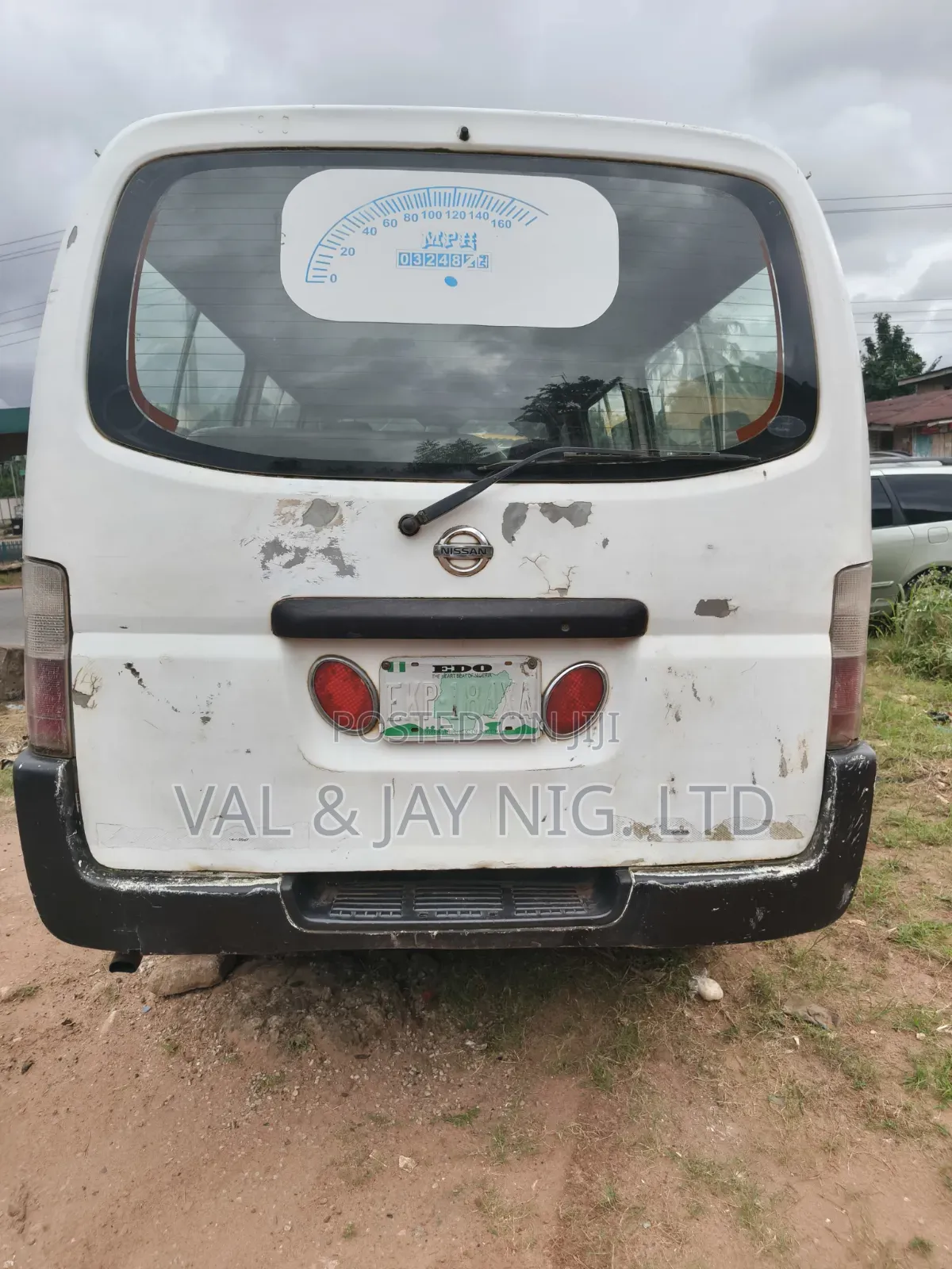 Nissan Caravan (Urvan) 2009 White