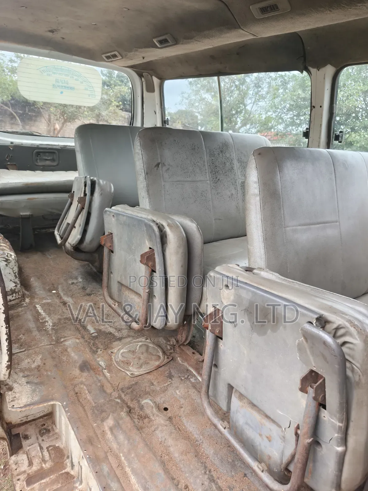 Nissan Caravan (Urvan) 2009 White
