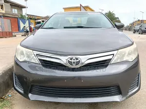 Toyota Camry 2014 Gray