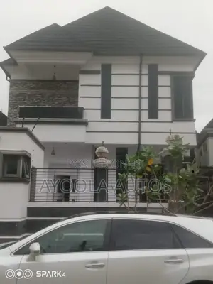 4bdrm Duplex in Ikota for rent
